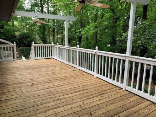 500 Carriage Dr, Atlanta GA  30328-3307 exterior