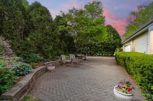 750 Spring Willow Bay, Palatine, IL 60067-6680