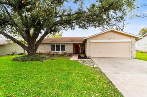 11107 El Salido Pkwy, Austin, TX 78750-1301