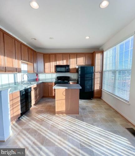 15 Union Ridge Dr, Charles Town WV  25414-4990 exterior