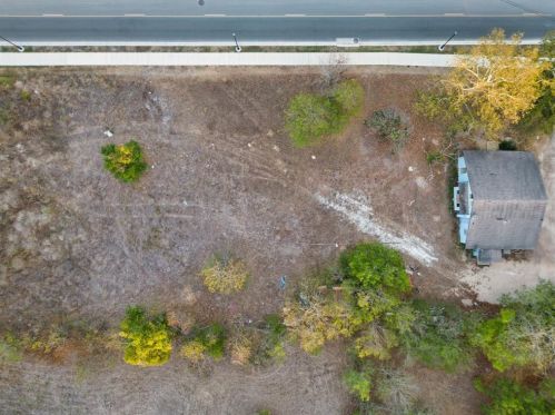 601 Burleson St, Uhland TX 78640-5323 exterior