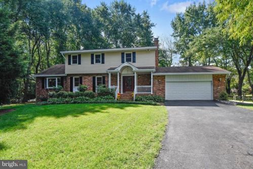 651 Mallard Ct, Arnold, MD 21012-1510