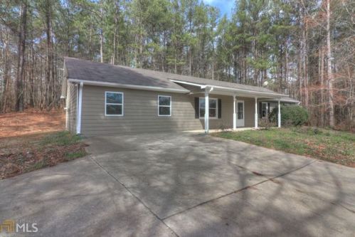 422 Williams Ct, Rockmart, GA 30153-5379