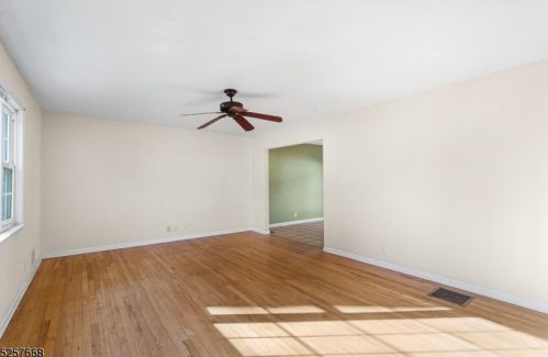 18 Meadow Ln, Hackettstown NJ  07840-4116 exterior