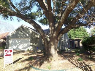 14900 Le Grande Dr, Addison, TX 75001-4926