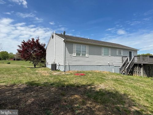 9315 Stonegate Ln, Rhoadesville VA  22542-8560 exterior