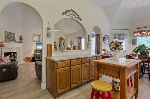 5800 Fathom Dr, Fort Worth TX  76135-7013 exterior