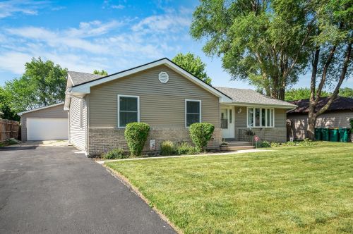 6503 Bazz Dr, Plainfield, IL 60586-8690