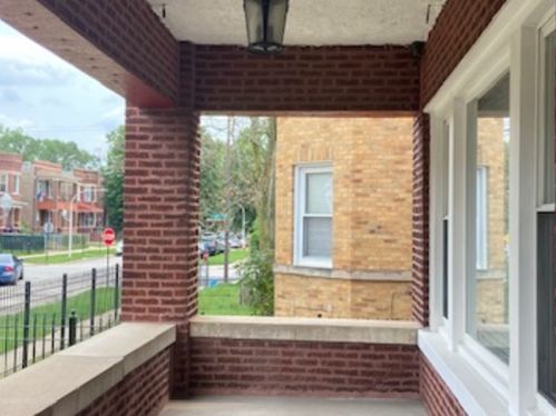 7348 Emerald Ave, Chicago, IL 60621-2320