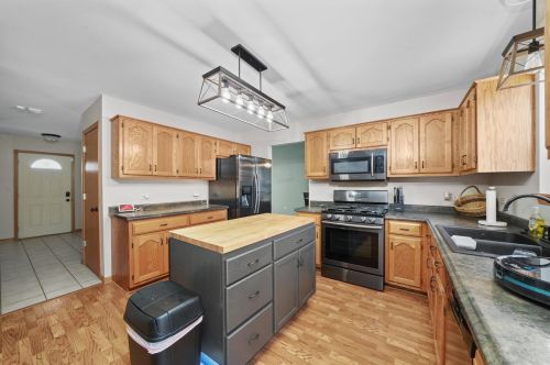 16453 Timberview Dr, Plainfield IL  60586-9657 exterior