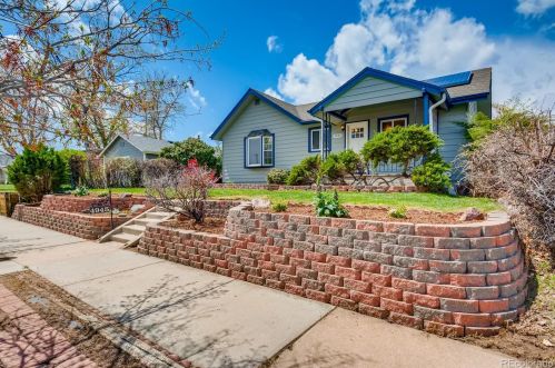 4945 Green Ct, Denver CO  80221-1109 exterior
