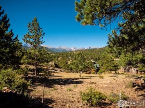 315 Big Horn Dr, Estes Park CO 80517-9004 exterior