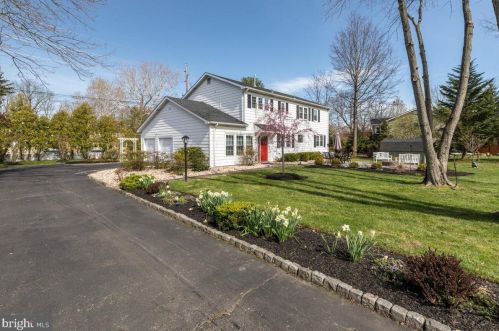 1 Fieldston Rd, Princeton NJ  08540-6453 exterior