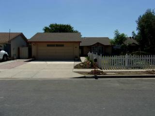 312 Andina Dr, Salinas, CA 93905-3003
