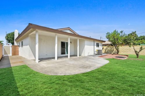 733 Toland St, Santa Ana CA  92704-2164 exterior