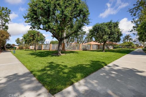 6600 Warner Ave, Huntington Beach CA  92647-5242 exterior