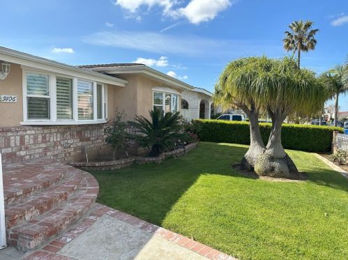 9106 4th Ave, Inglewood, CA 90305-2818