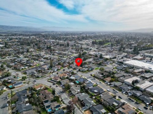 740 La Paloma Way, Gilroy CA  95020-4107 exterior