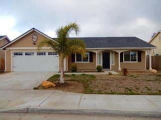 2704 Brix Ave, Fresno, CA 93722-0416