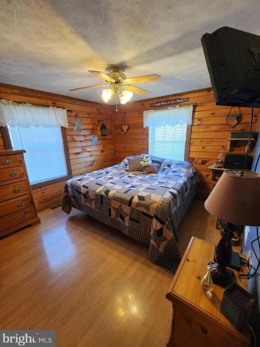 21800 Rocky Acres Ln, Flintstone MD 21530-2067 exterior