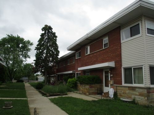 170 Northwest Hwy, Des Plaines, IL 60016-8301