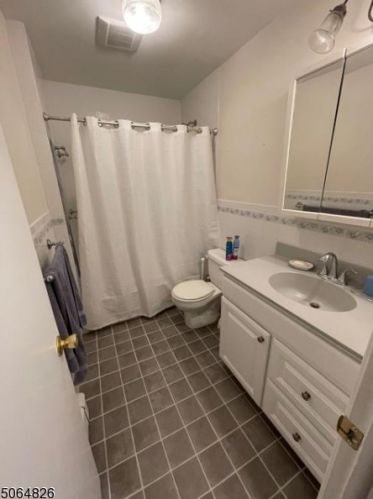 345 Daniel St, Dover NJ  07801-3711 exterior