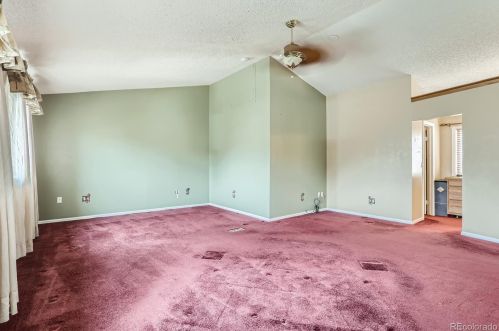 17118 Evans Dr, Aurora CO 80013-1248 exterior