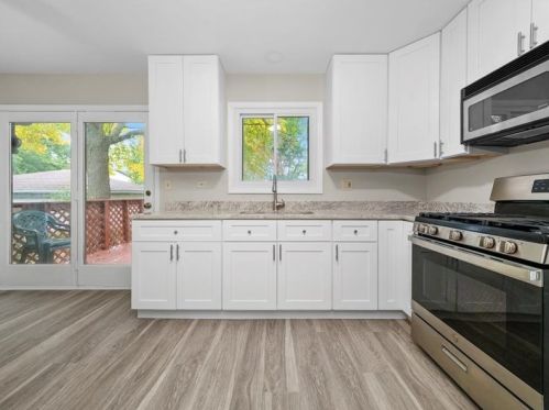 354 Ruth Cir, Lemont IL  60440-1873 exterior