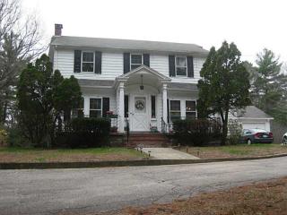 670 Knotty Oak Rd, Coventry, RI 02816-8229