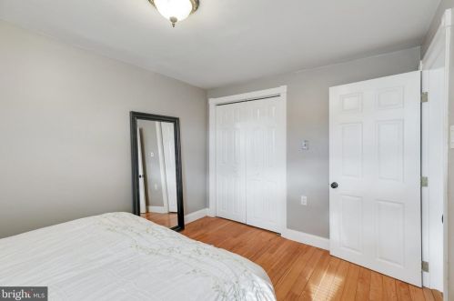 1318 Jackson St, Philadelphia PA  19148-2931 exterior