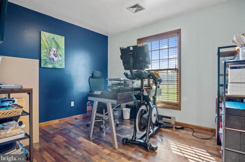 231 Alters Rd, Carlisle PA 17015-8969 exterior