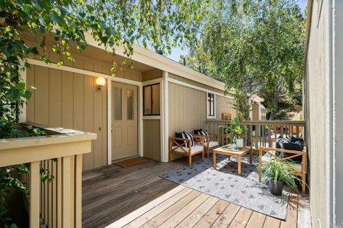 29 Thoreau Cir, Mill Valley, CA 94941-4635