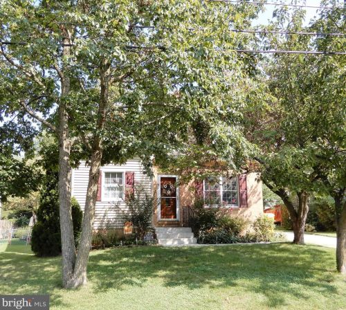 7653 Berry Dr, Riviera Beach, MD 21122-1901