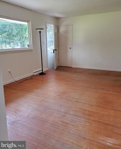 16 Trainor Pl, Browns Mills, NJ 08015-1708