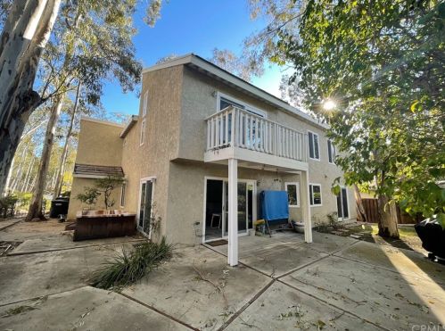 22301 Parkwood St, El Toro, CA 92630-2343