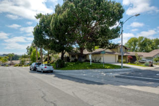 7939 Calle San Felipe, Carlsbad, CA 92009-9308