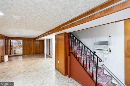 2009 Forest Hill Dr, Silver Spring MD 20903-1532 exterior