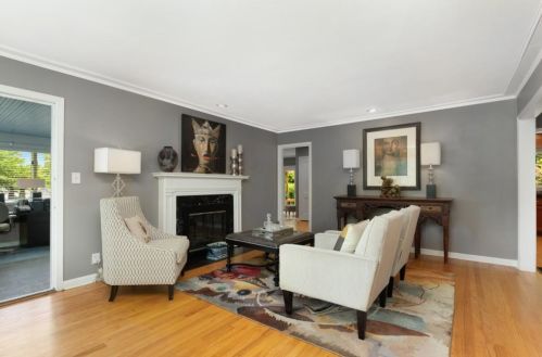 676 Hillpine Dr, Atlanta GA  30306-3277 exterior