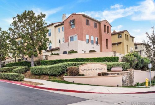 726 Kellogg St, San Marcos CA  92078-7300 exterior
