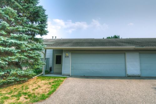 983 Carmel Ct, Saint Paul MN  55126-5833 exterior