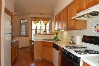 1013 Sheridan Cir, Naperville IL  60563-4214 exterior