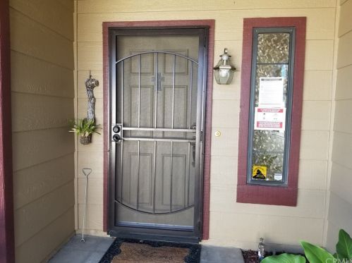 4195 Yukon Way, Riverside, CA 92505-3924