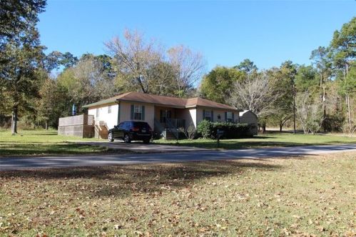 22 Stockton Dr, Huntsville, TX 77320-0282