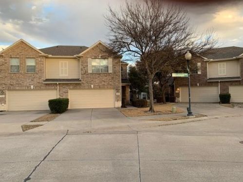 3300 Belladonna Dr, Plano TX  75093-2136 exterior