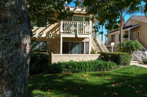 675 Diamond Way, Vista, CA 92083-4448