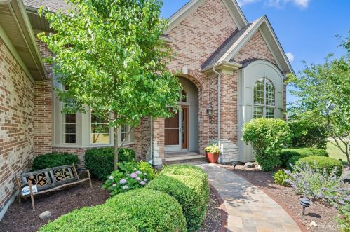 396 Bloomfield Cir, Oswego, IL 60543-5216