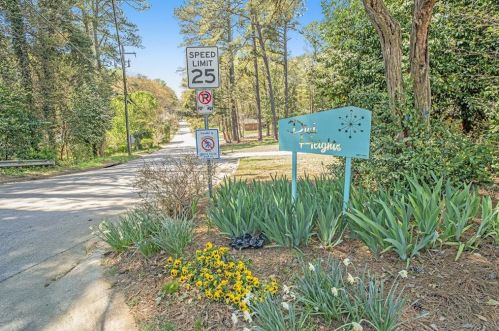 3665 Chavers Pl, Stone Mountain, GA 30083-4001