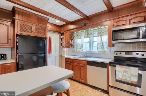 2184 Rdg Dr, Lancaster PA  17603-6150 exterior