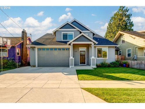 235 Dartmouth St, Gladstone, OR