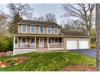130 Bolivia St, Chestnut Hill, CT 06226-2818